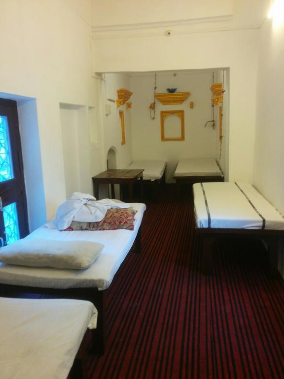 Kanha Paying Guest House Varanasi Esterno foto