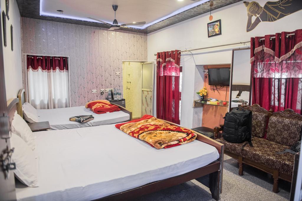 Kanha Paying Guest House Varanasi Esterno foto